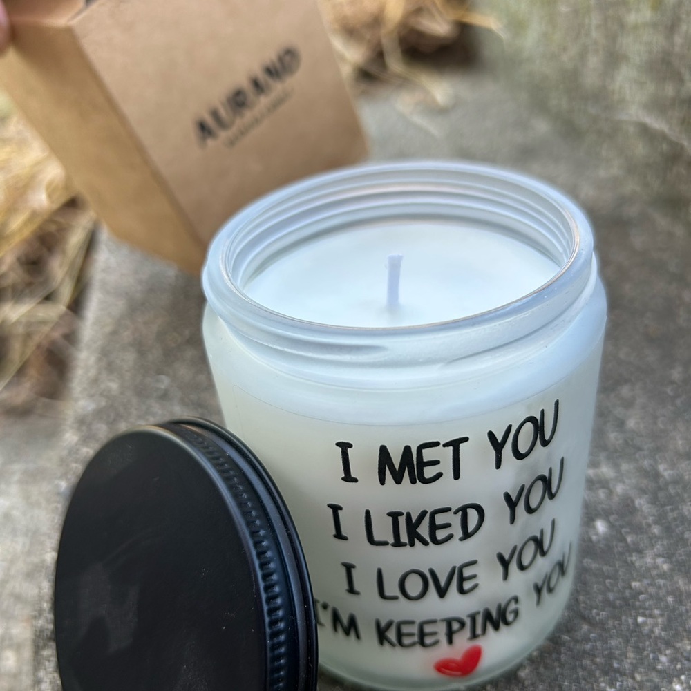 i met you i like you im keepin youWhite Candle with Romantic Quote and Black Lid - Picture 6 of 7